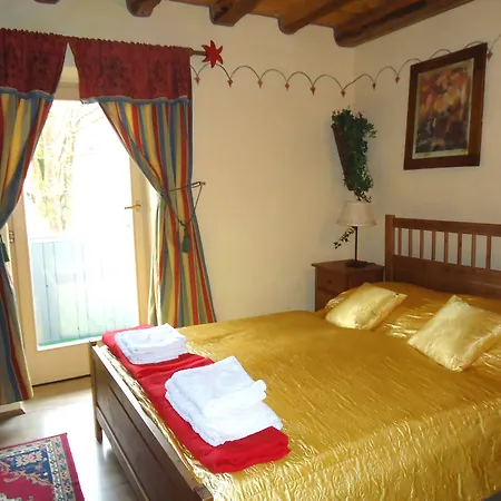 מלון Vitranc Boutique 4*